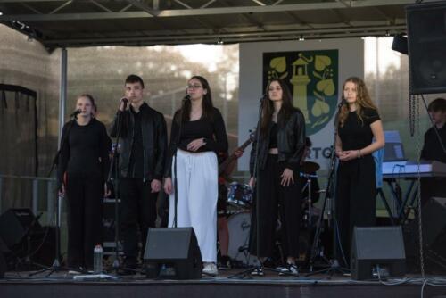 Koncert v zahradě 198