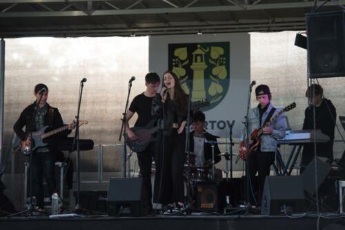 Koncert v zahradě 200