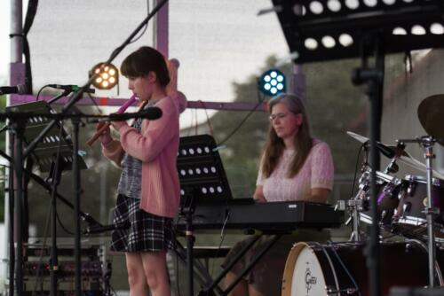 Koncert v zahradě 64